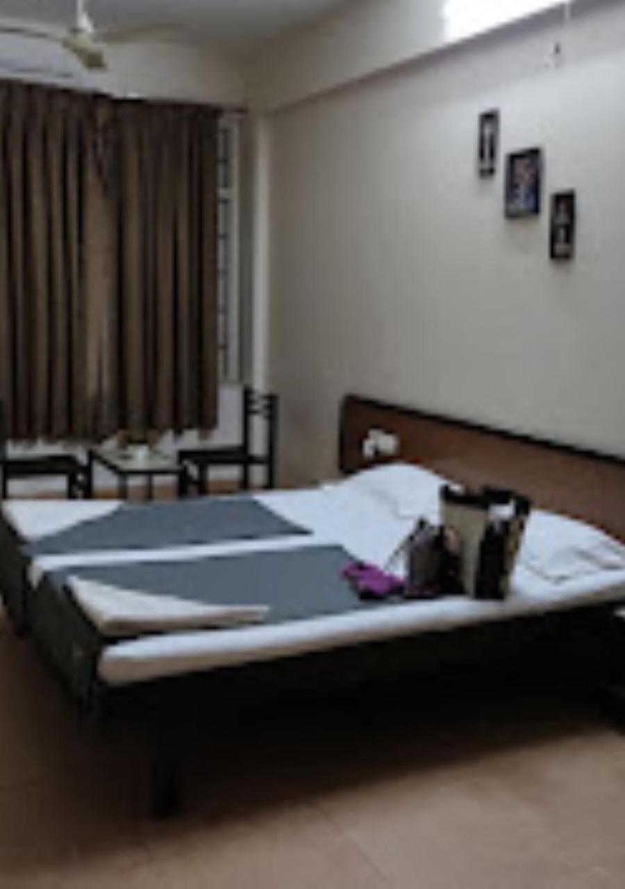 Hotel Durvankur Ganpatipule Exterior photo