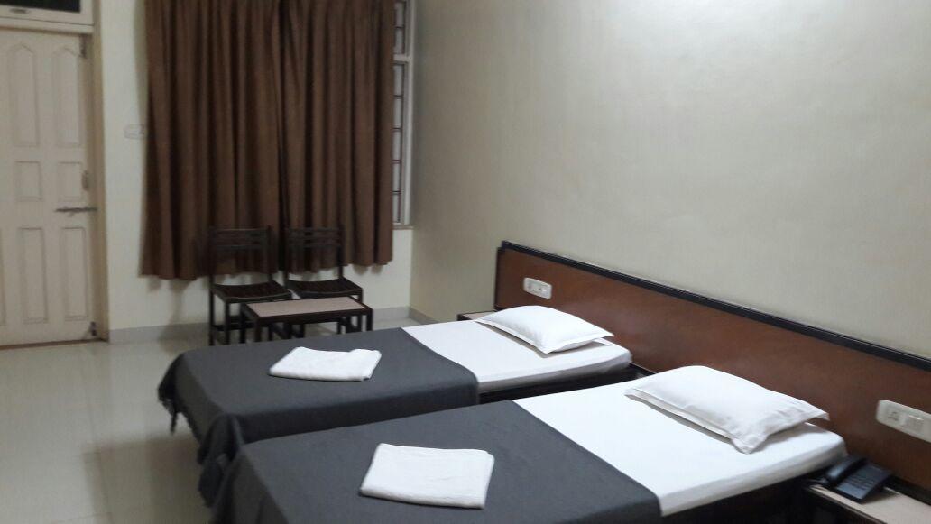 Hotel Durvankur Ganpatipule Exterior photo