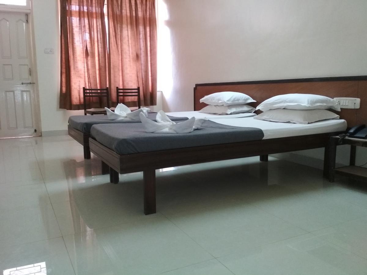 Hotel Durvankur Ganpatipule Exterior photo